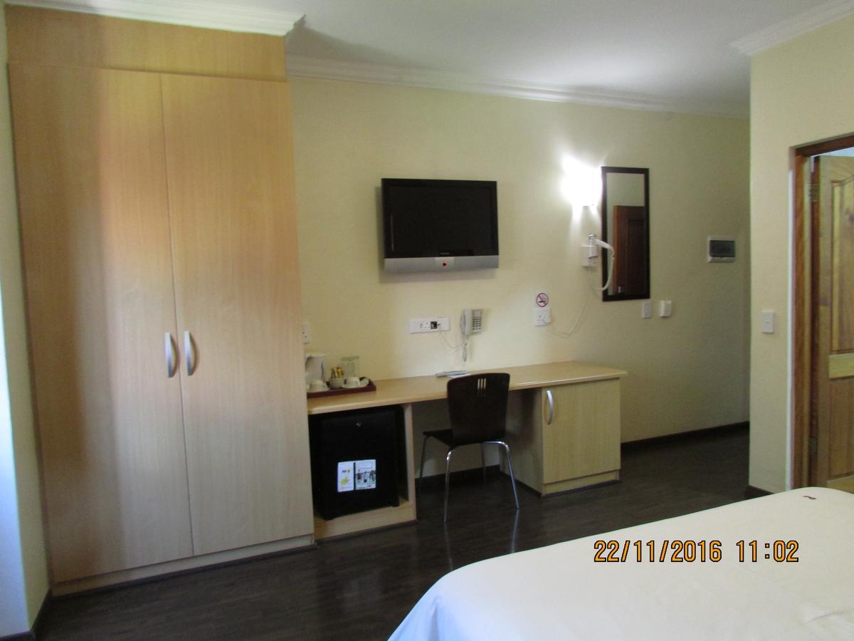 Europrime Boutique Hotel Boksburg Exterior photo